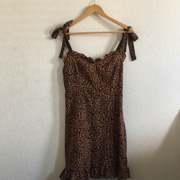 Dress - Picture 1 of 4